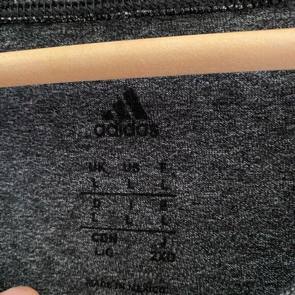 Los Angeles Kings NHL adidas Hockey Royalty Long Sleeve Shirt Women's Large - Picture 3 of 3